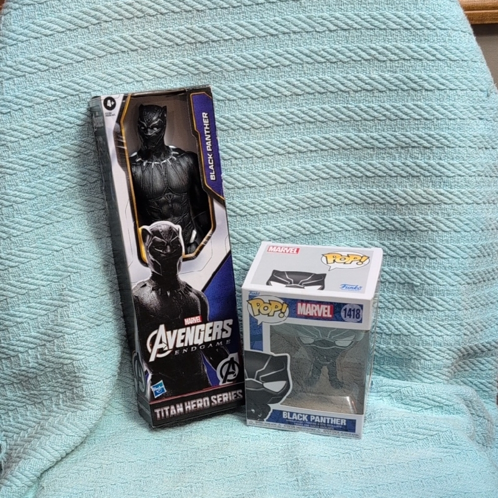 Marvel Black Panther Figures - Black and Purple Accents Set Of 2 BOTH NEW